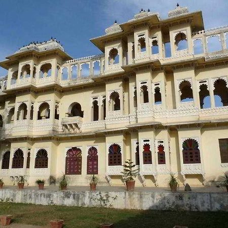 Hôtel Ravla Khempur à Udaipur Extérieur photo